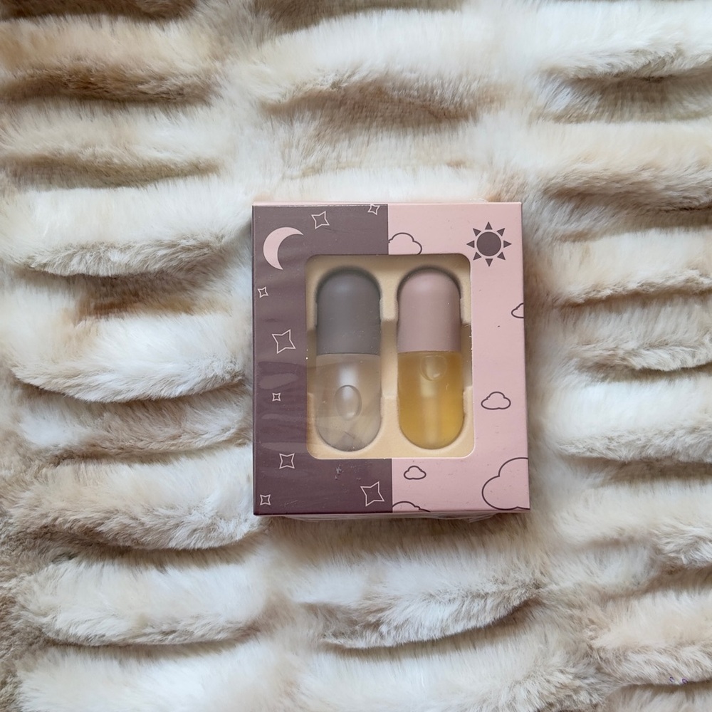 Derol lip plumper